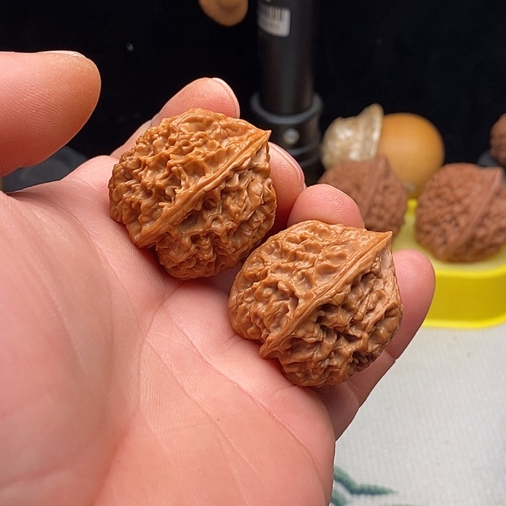 怎***动把件文玩核桃33尺野生小众