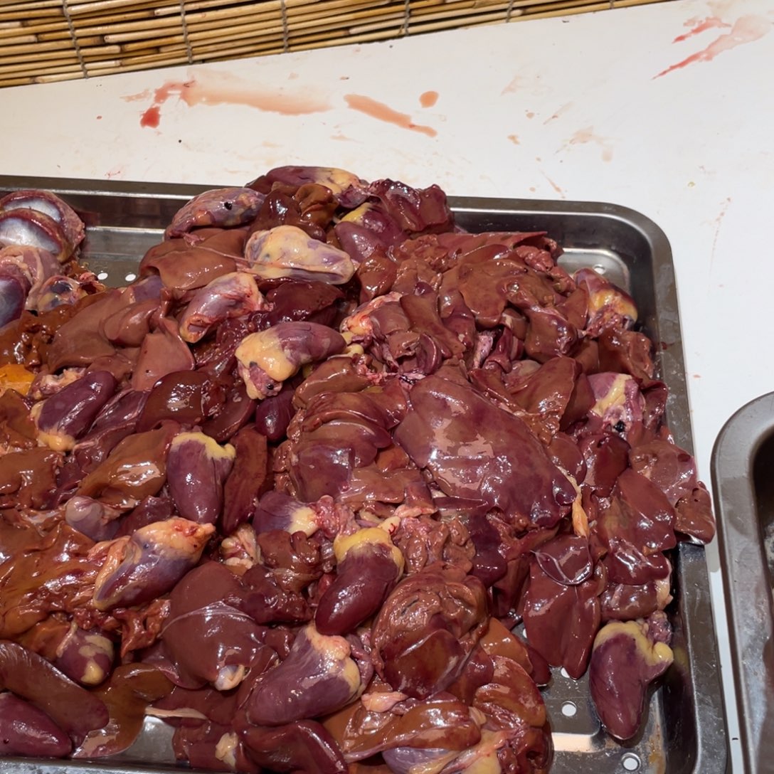 3食用农产品鸡心肝加鸡头