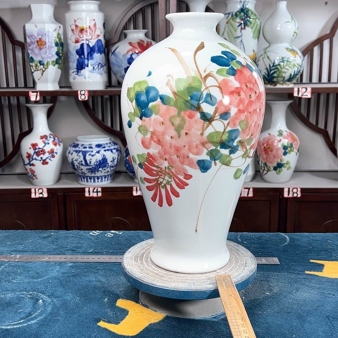 摆件景德镇陶瓷梅红紫