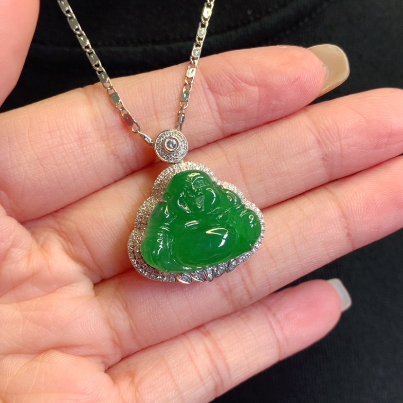 【闪购商品】颈饰18K金镶嵌翡翠佛公