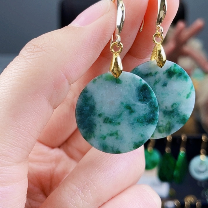 翡翠耳饰未镶嵌饰品