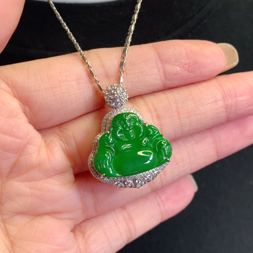 【闪购商品】颈饰18K金镶嵌翡翠佛公
