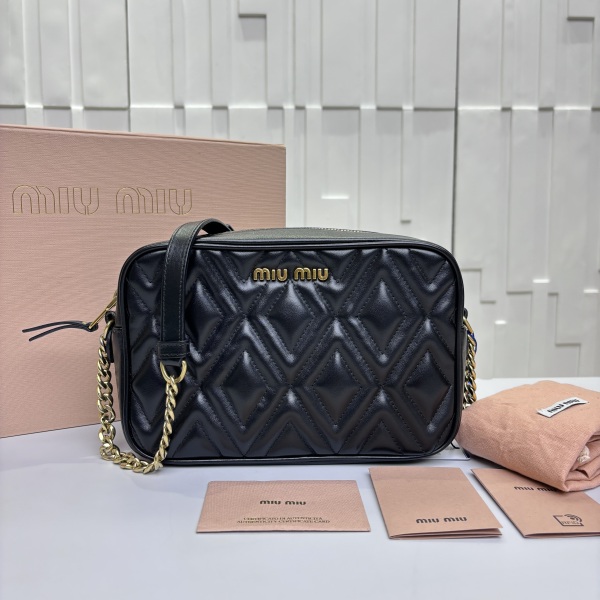 谬谬/包包/95新/市场价16500/250805CZ0020