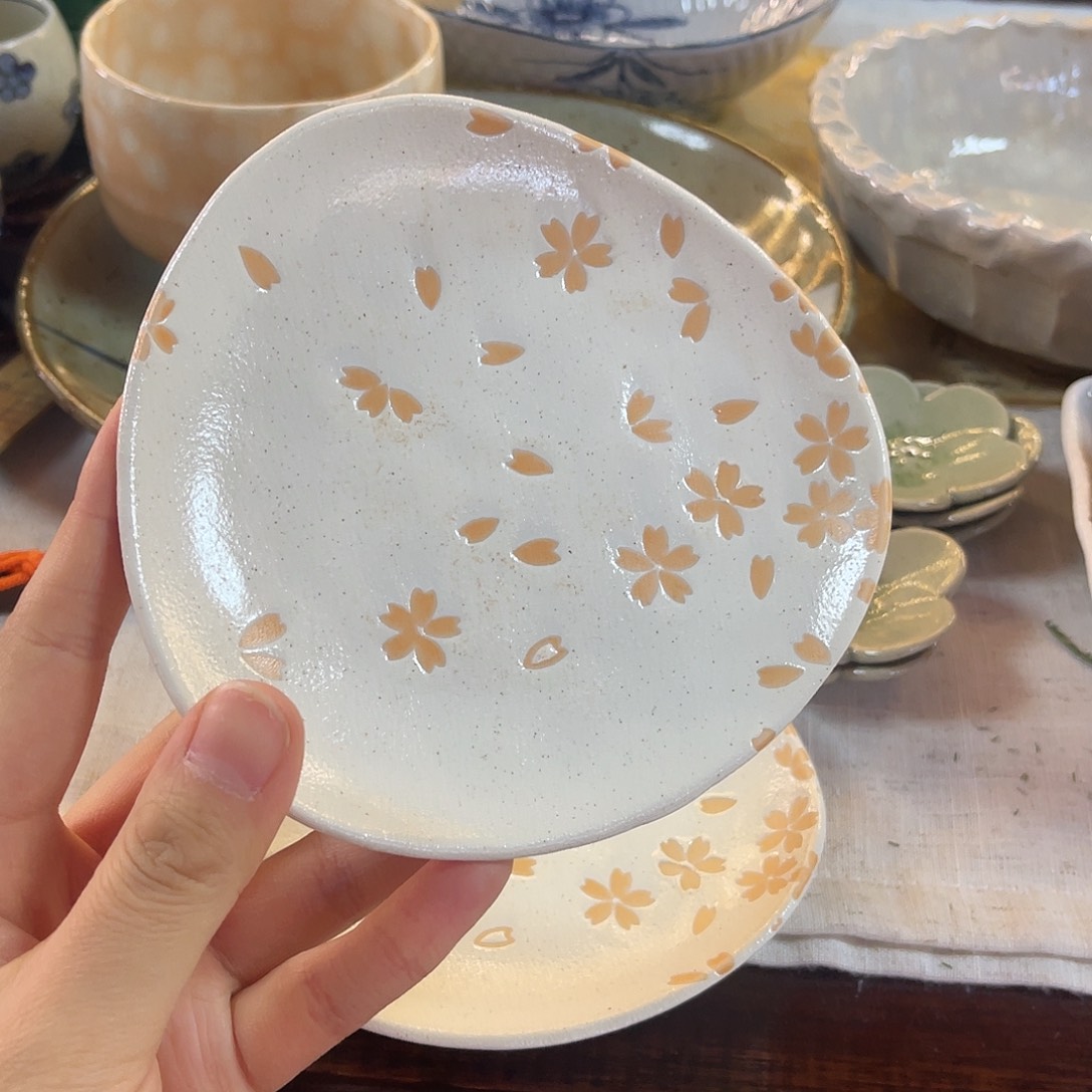 瓷片樱花三角小盘子哦26