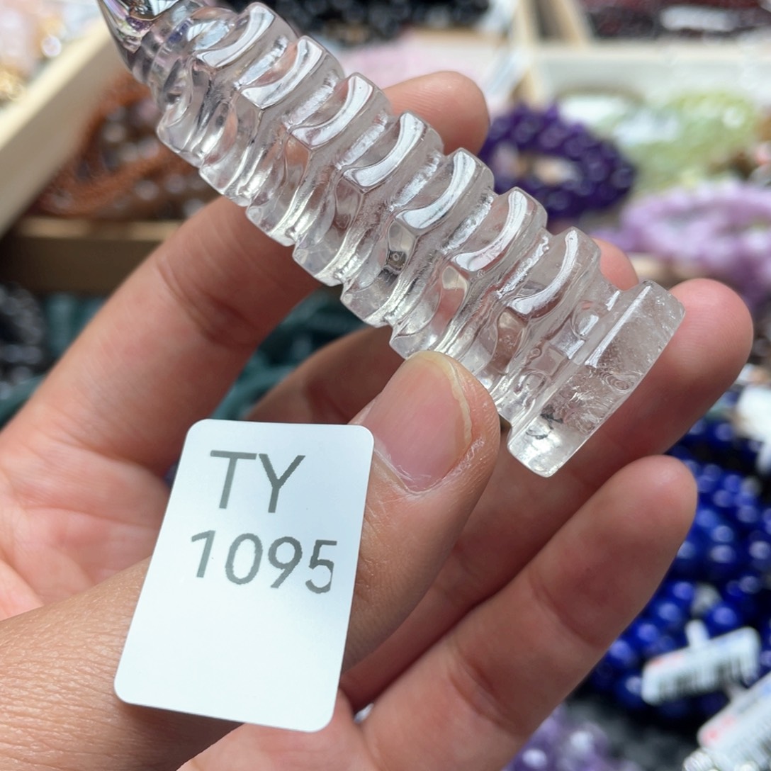 水晶多样性发一只未镶嵌