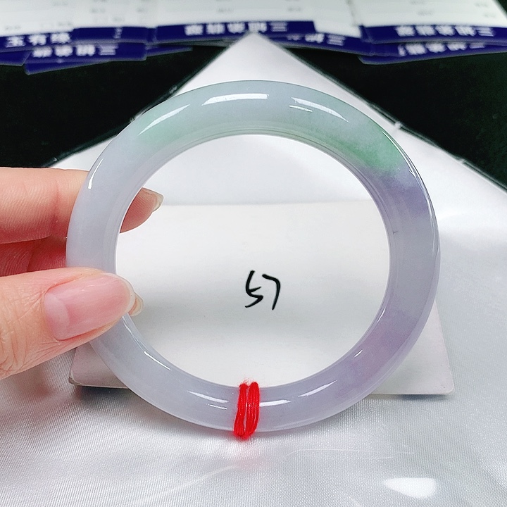 翡翠手镯（圆镯）未镶嵌