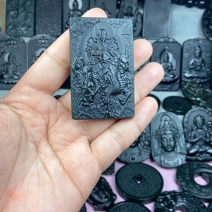 颈饰未镶嵌和田玉L****U