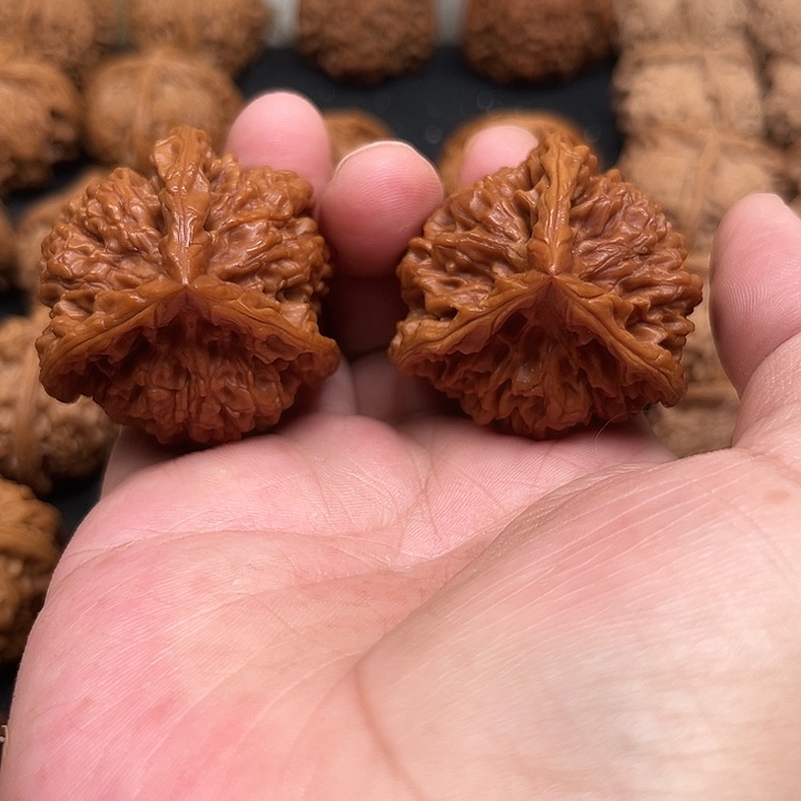 文玩核桃吊坠你们都在