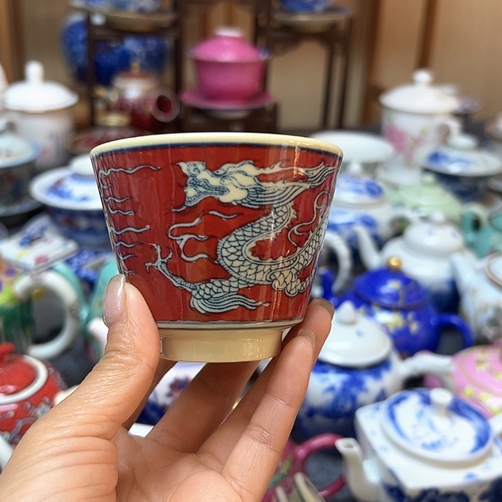 景德镇的陶瓷工艺也在逐步