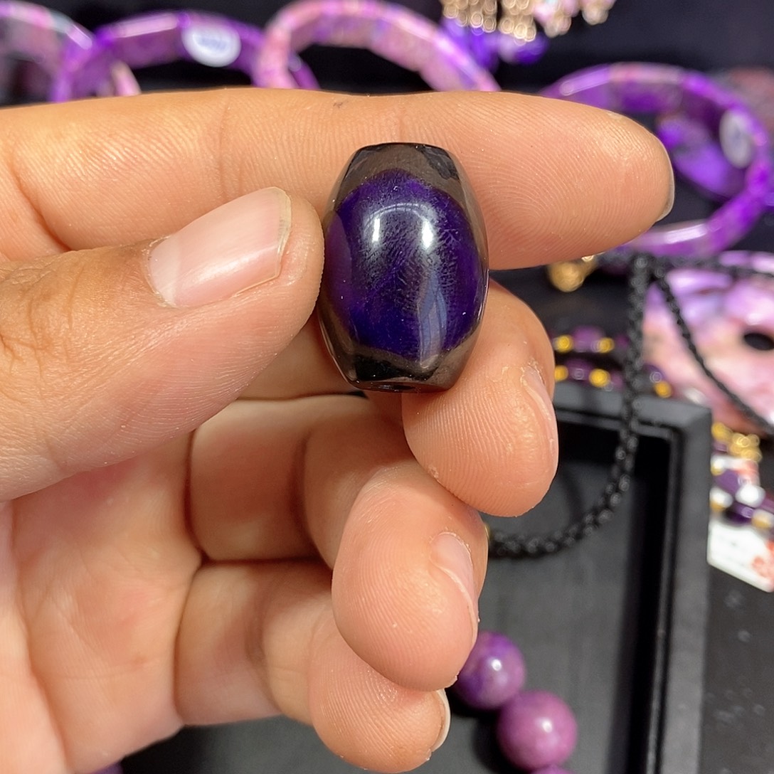 L***y苏纪石（舒俱来）未镶嵌南非舒俱来桶珠