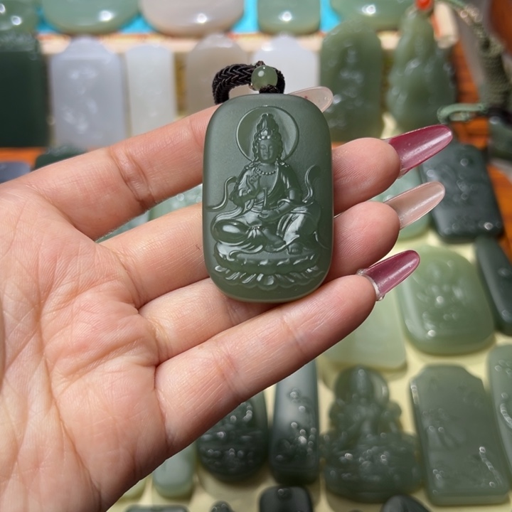 【闪购商品】和田玉颈饰未镶嵌