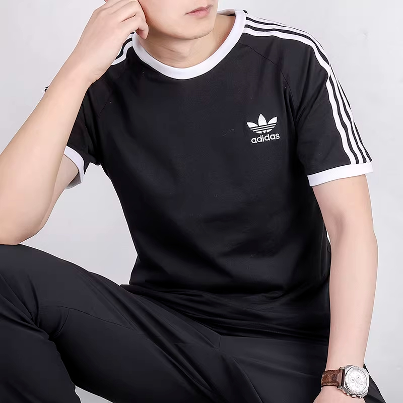 阿迪达斯三叶草短袖男装宽松美式棉半袖黑色圆领休闲T恤 KB2459