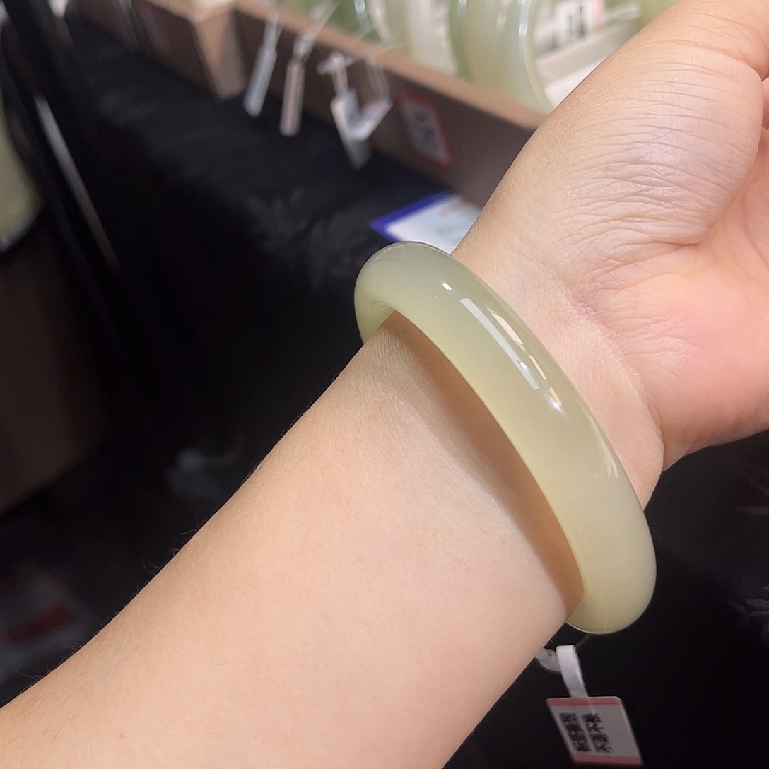 和田玉未镶嵌手镯冰茶晴猫眼