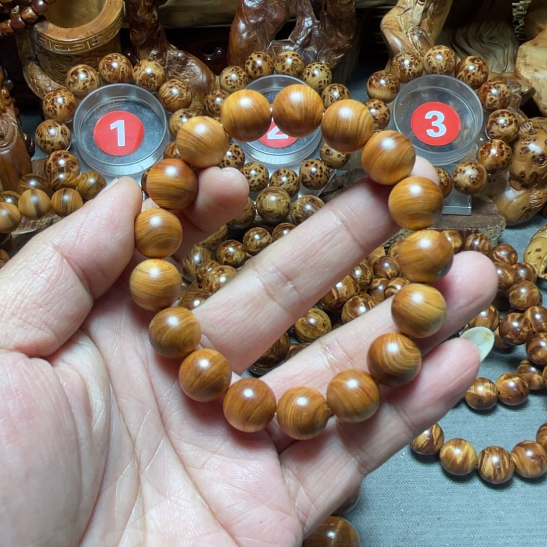 柏木（崖柏）O****太行崖柏陈化蚕丝纹泥膏香料1.2