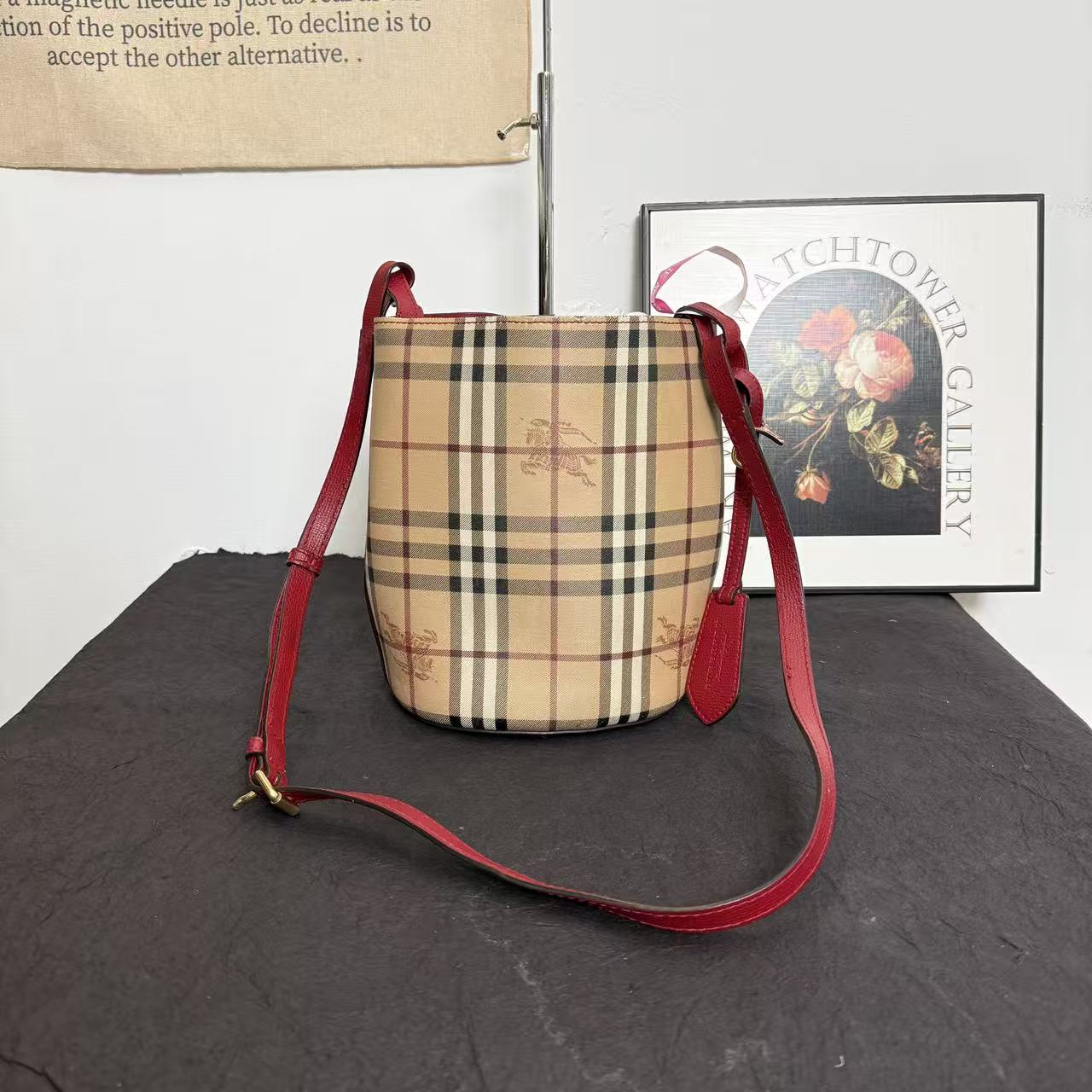 95新 BURBERRY/博柏利 巴宝莉格纹水桶/斜挎包/手提包/单肩包