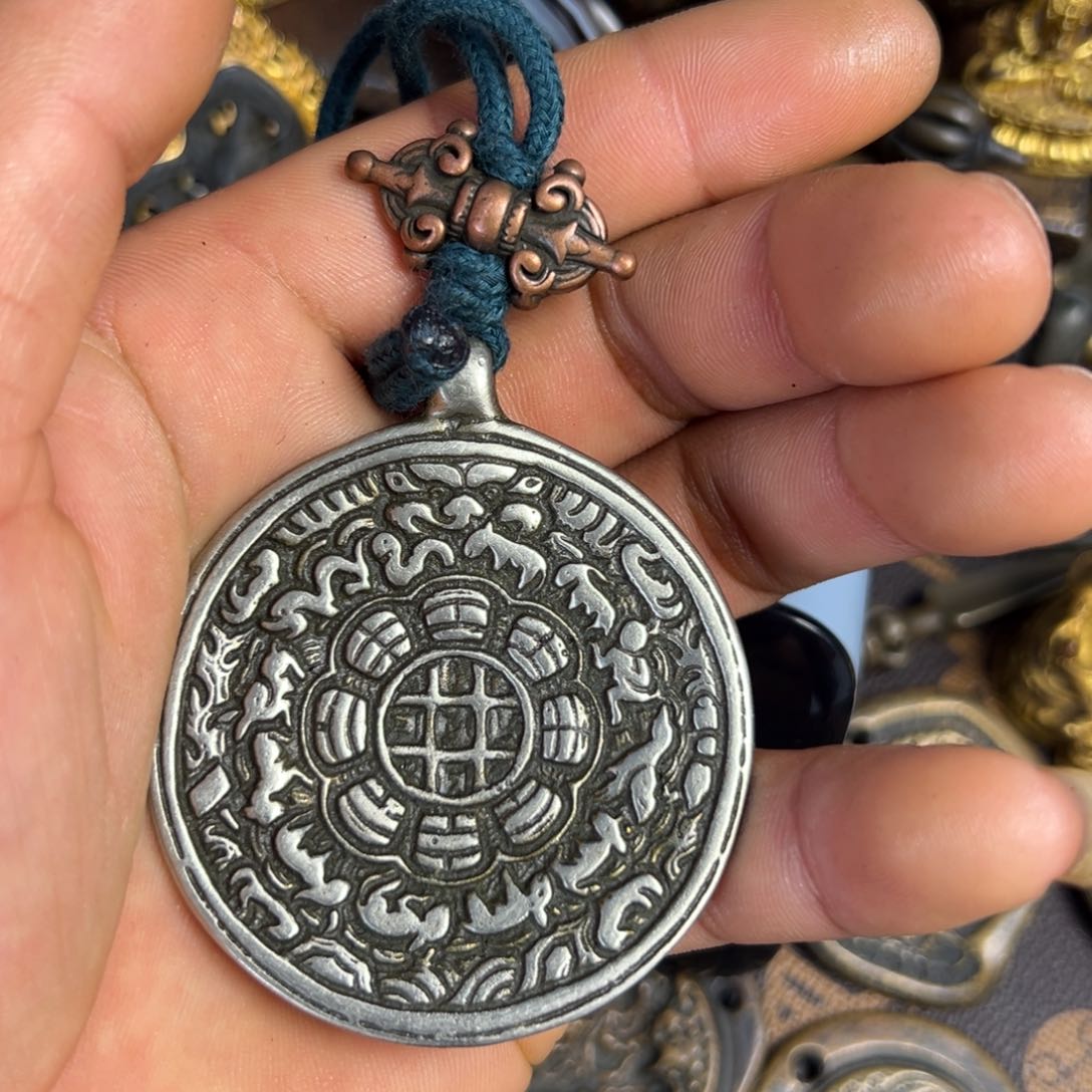 琉璃手工艺品不*谢谢