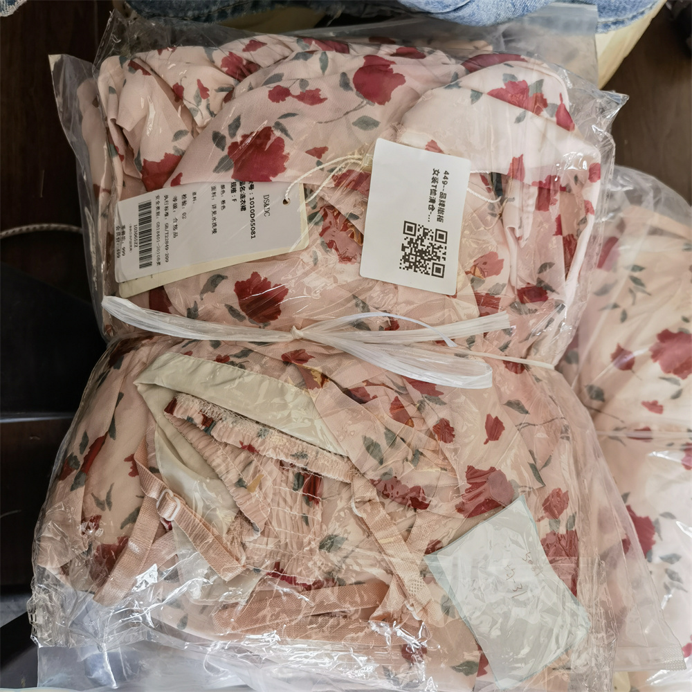 449--品牌撤柜女装T恤清仓-冯丽丽专属