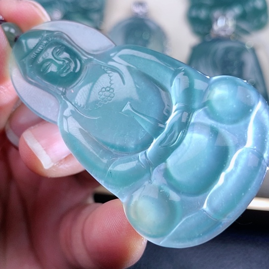 【闪购商品】翡翠颈饰未镶嵌天然翡翠