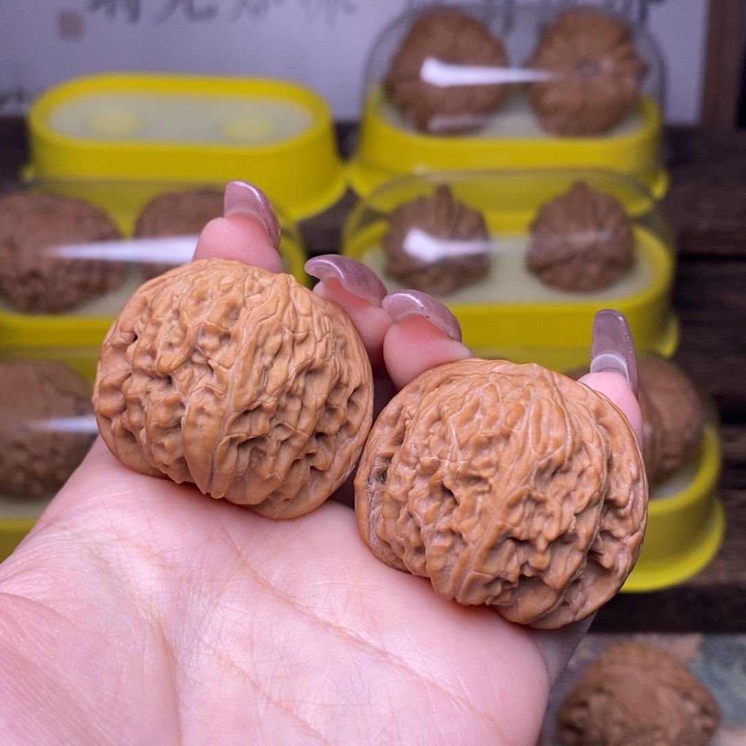 文玩核桃把件超****龙全品38尺磨盘山地磨1234