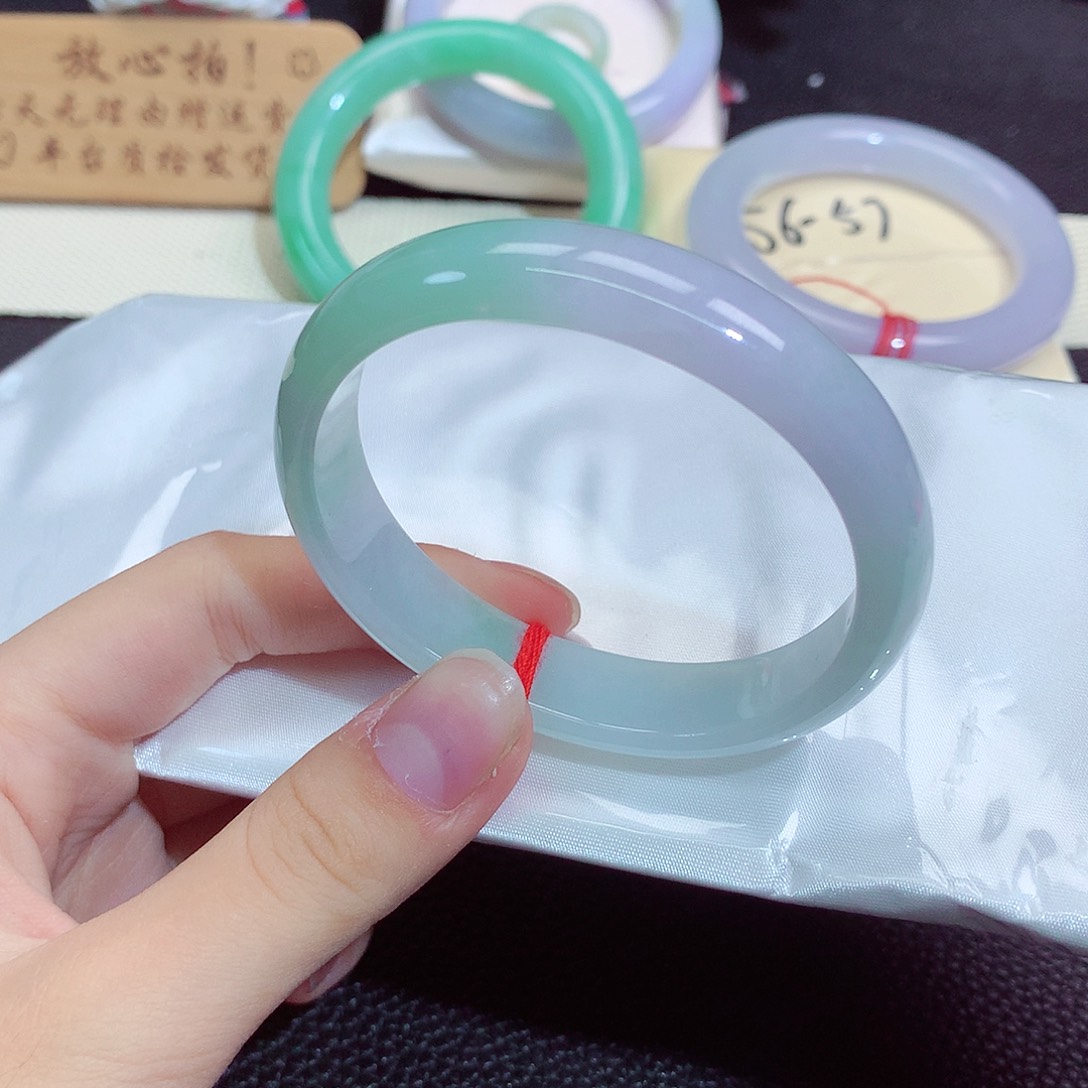 翡翠未镶嵌手镯1275