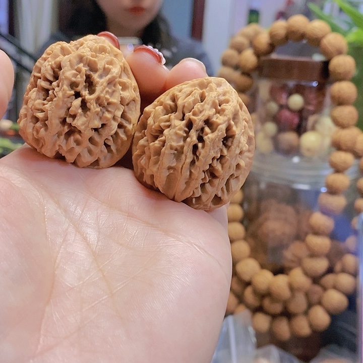 【闪购商品】文玩核桃把件37.5状元冠修