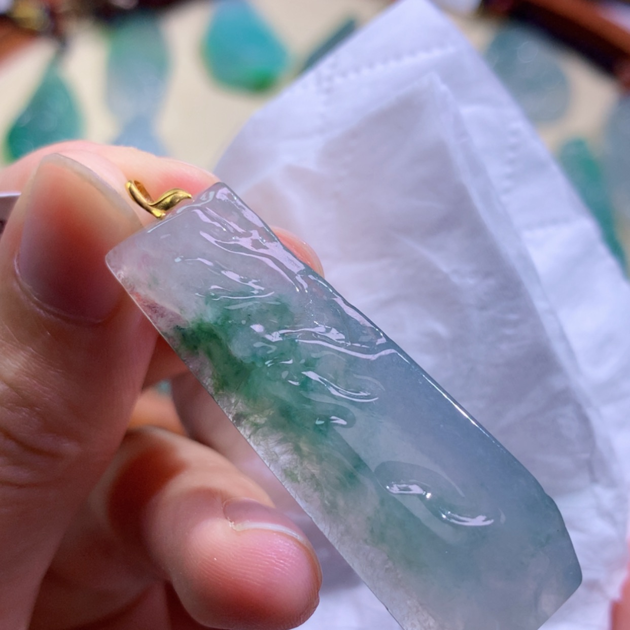 【闪购商品】翡翠未镶嵌颈饰