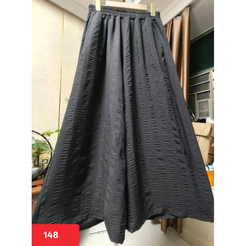 148/时尚休闲高级烫黑钻阔腿裤 C