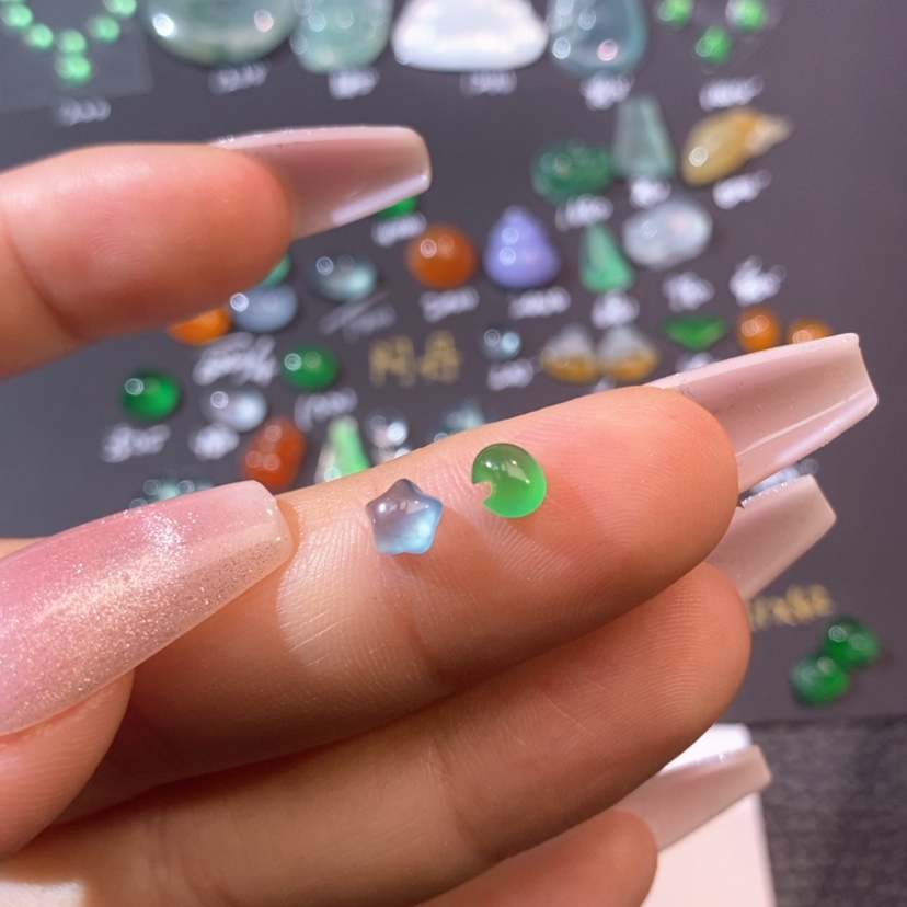 【闪购商品】翡翠挂件未镶嵌月亮星