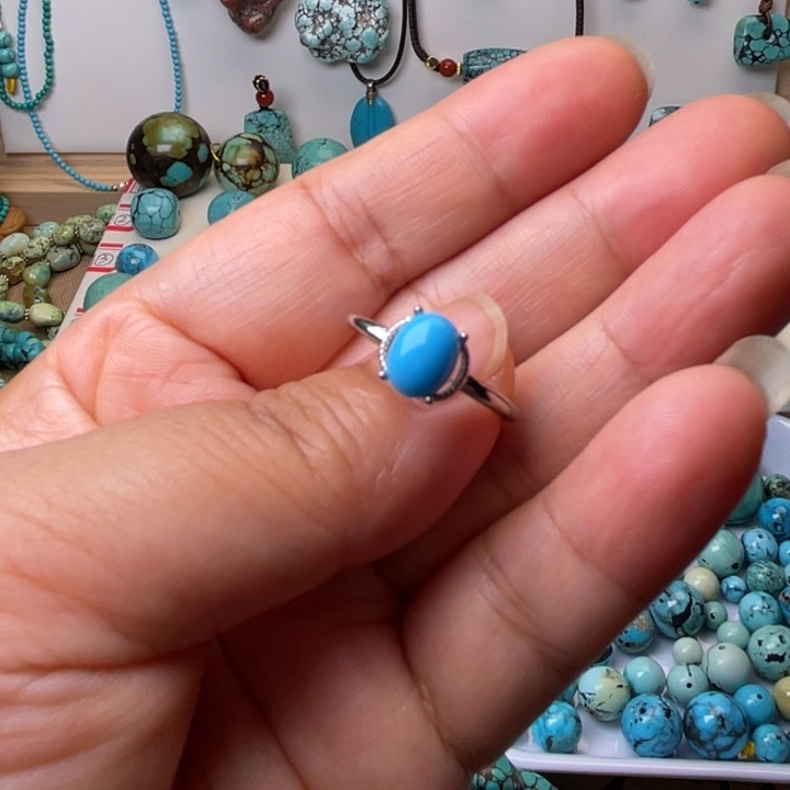 无非金属高蓝色女戒指