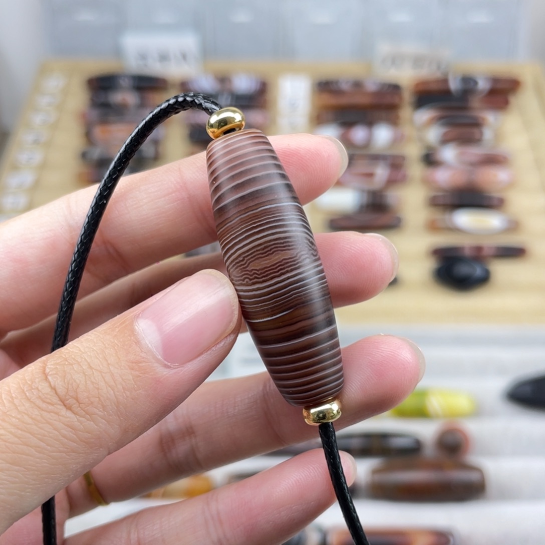 玛瑙/玉髓合金颈饰