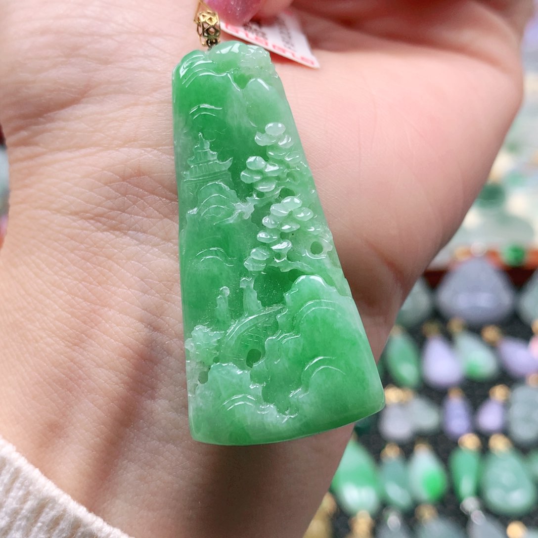 吊坠(不含链)18K金镶嵌翡翠