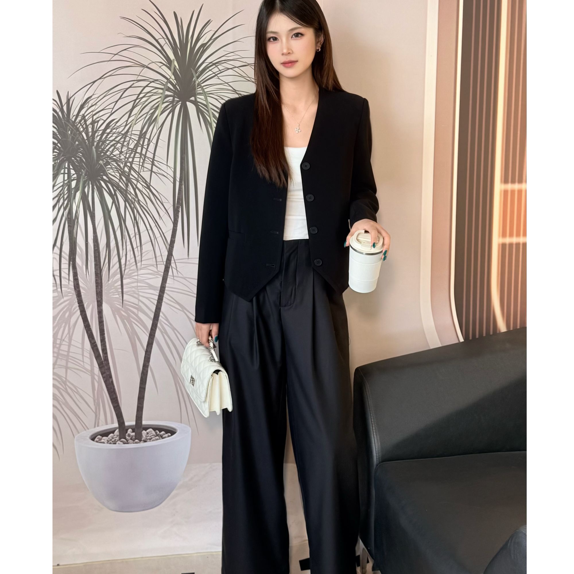 时髦老钱风格雷系灰色西装黑色修身显瘦西服外套高腰直筒阔腿裤