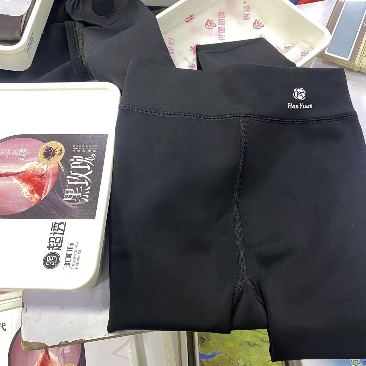 8632  300克 打底裤女   D