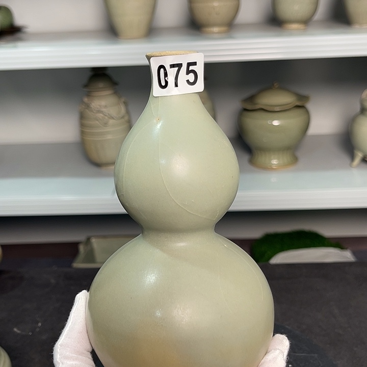 梁***彩龙泉青瓷茶具套装