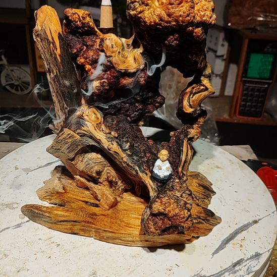 啊***超松木4北沉香琥珀木天然造型山水摆件