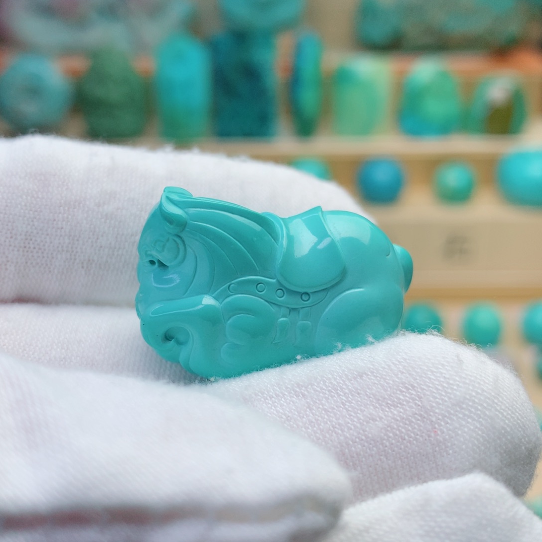 绿松石颈饰未镶嵌