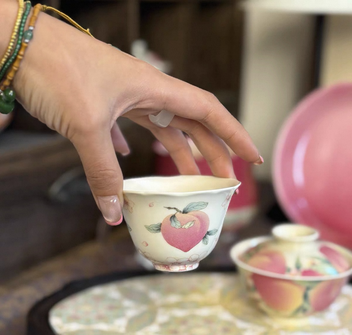 《梦乔茶器》雅圣景德镇手工手绘开花结果桃子主人杯茶杯高端窑口