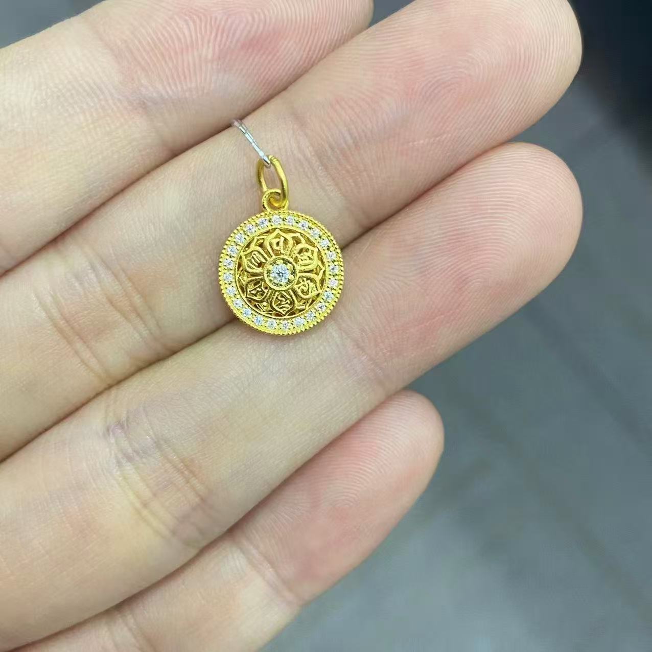 点钻六字箴言罗盘吊坠 足金999