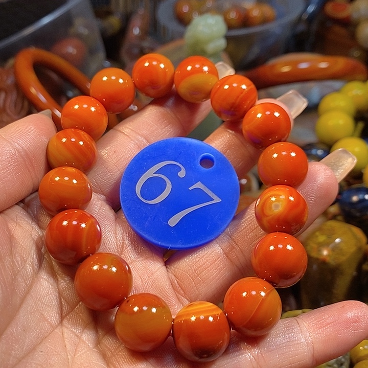 玛瑙/玉髓手镯未镶嵌活***彩