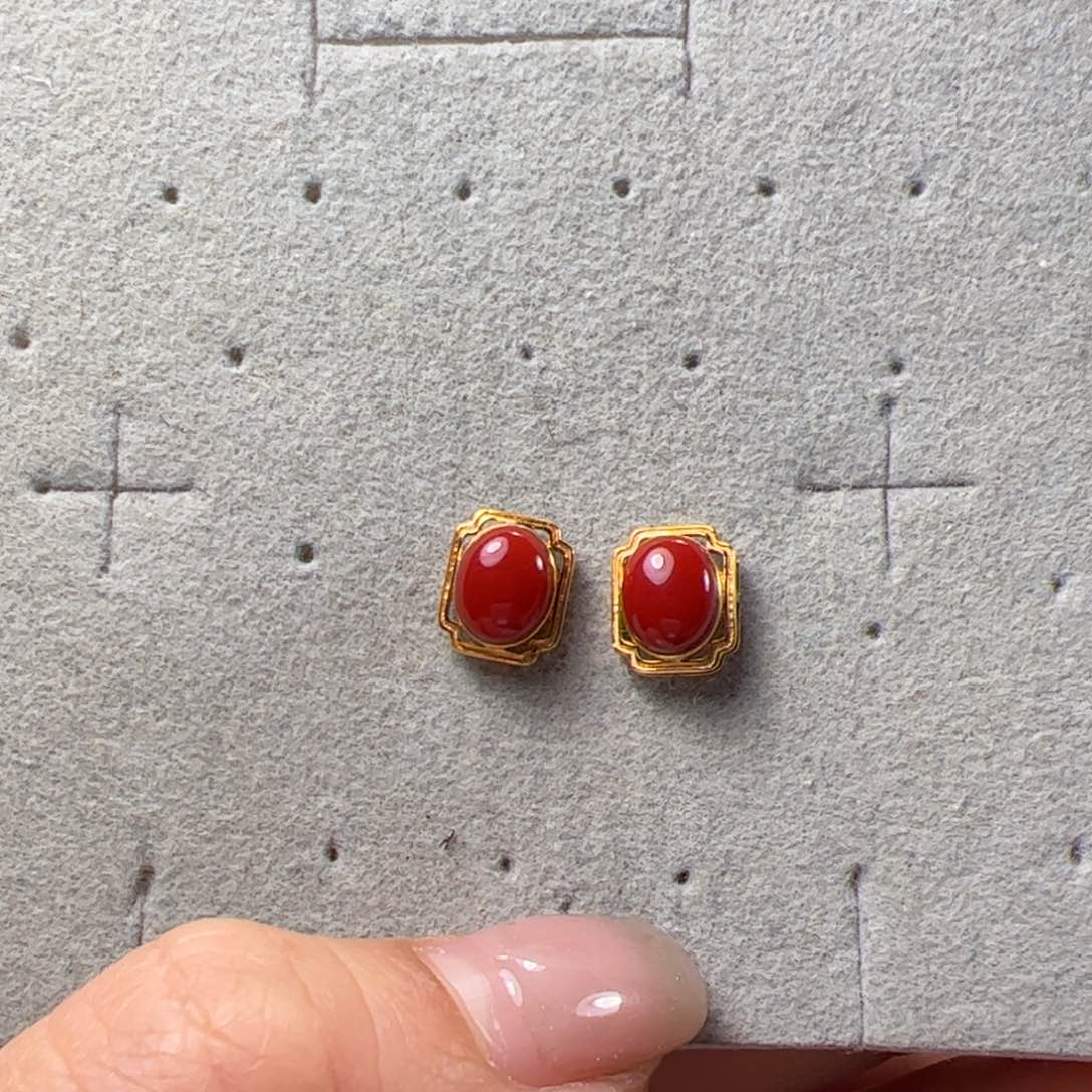 南红玛瑙耳钉18K金镶嵌