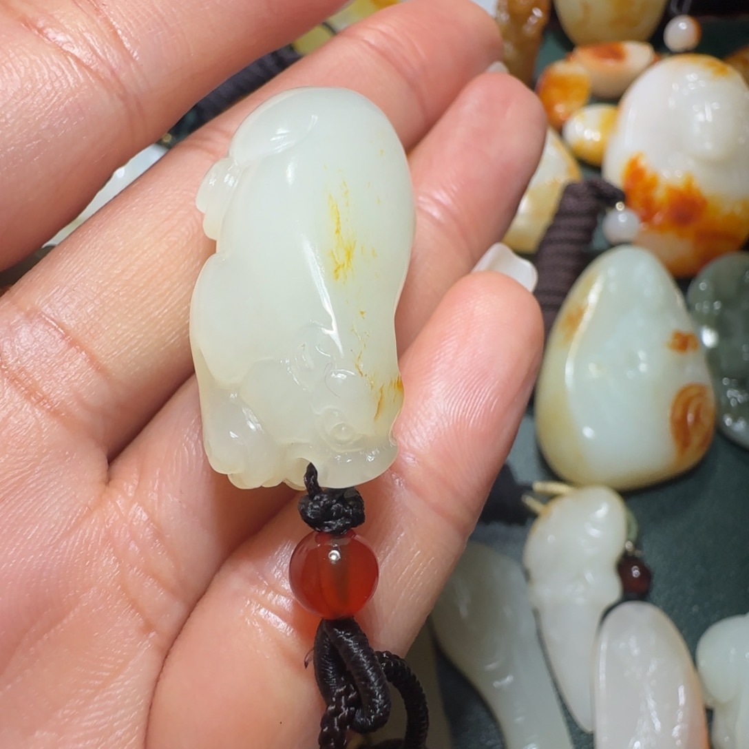 和田玉未镶嵌挂件