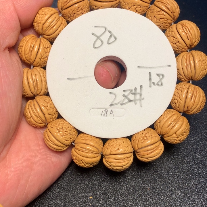 手串桃核28号健健康康了