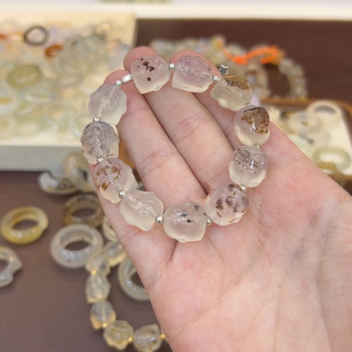 G***n玛瑙/玉髓合金戒指2兔子串