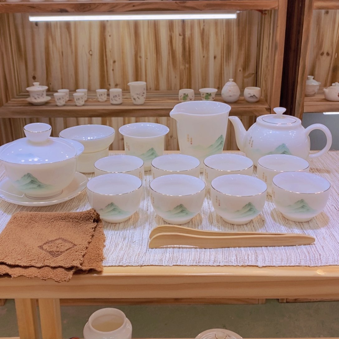 不止中国白羊脂玉瓷