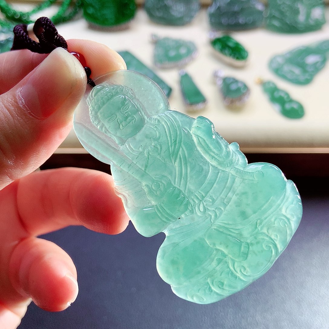 【闪购商品】翡翠未镶嵌颈饰天然