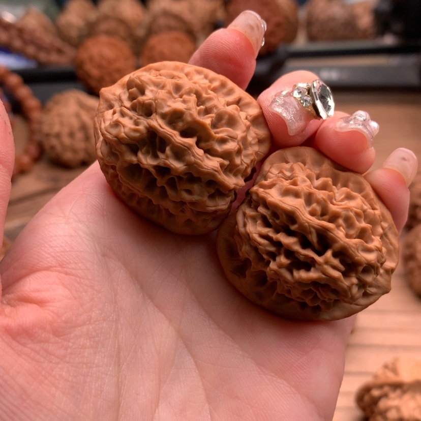 【闪购商品】文玩核桃吊坠猪*脯秦岭野生