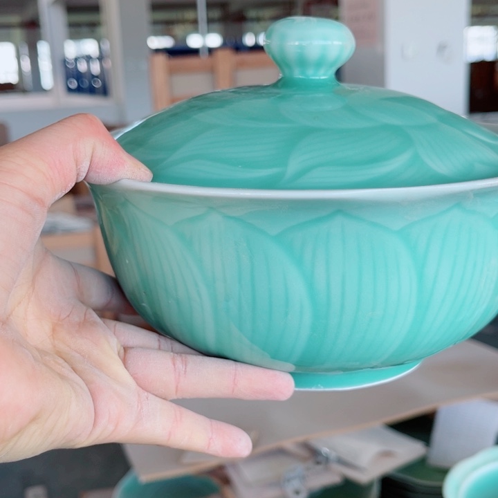 青瓷哈哈哈哈哈哈哈哈哈哈哈