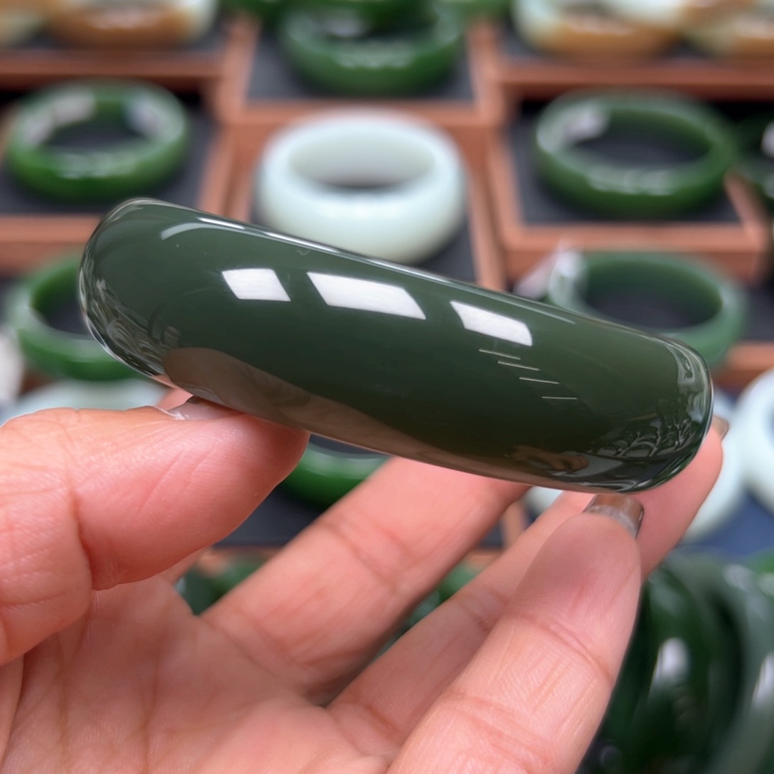 未镶嵌手镯和田玉5960