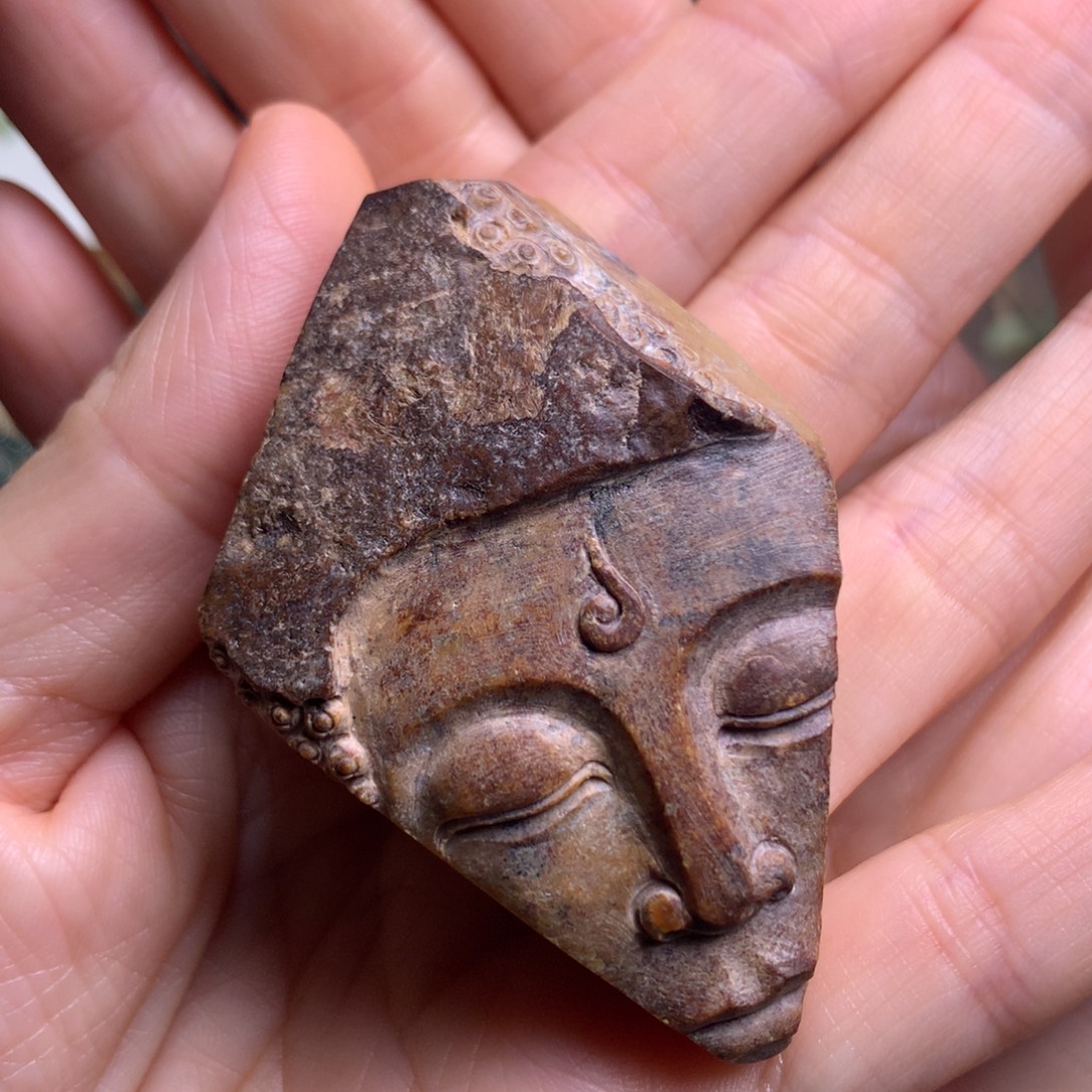 岫岩河磨玉（透闪石质玉）未镶嵌把件