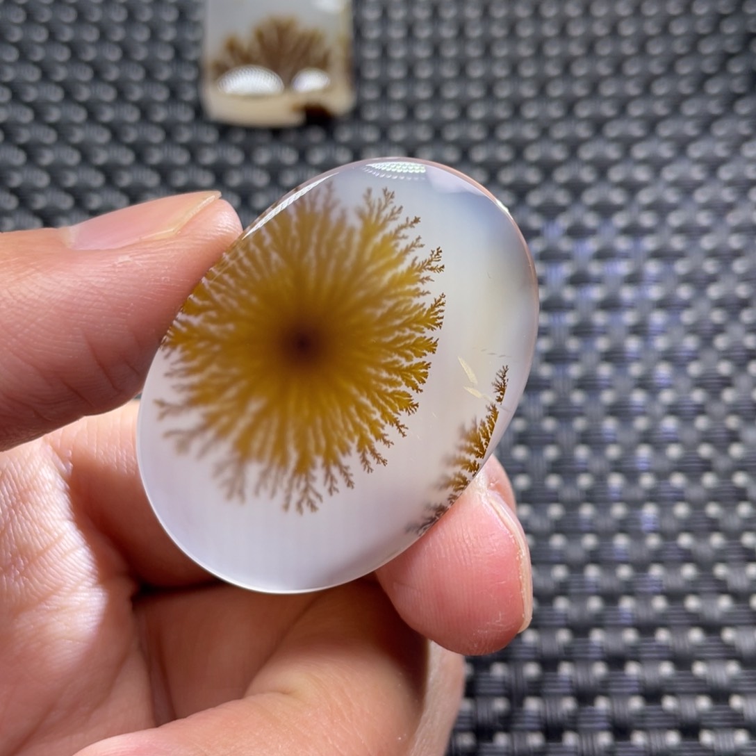 未镶嵌颈饰玛瑙/玉髓水**社